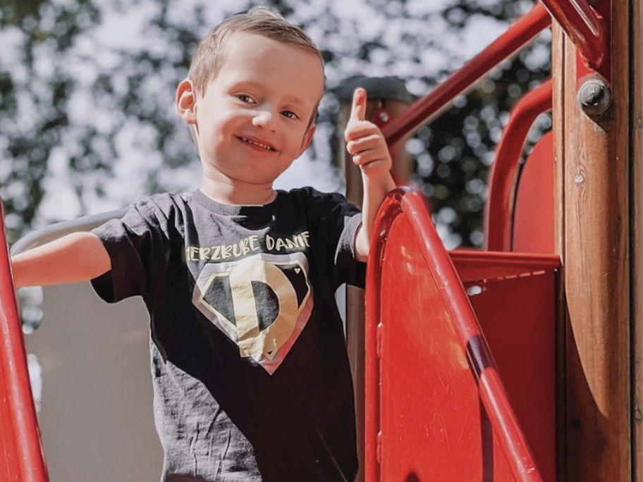 September 2022: Herzbube Daniel hat nun mit dem Kindergarten begonnen.