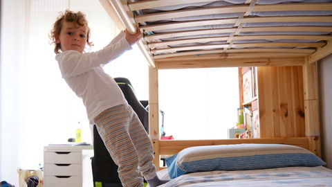 Wie gefährlich ist ein Hochbett wirklich?