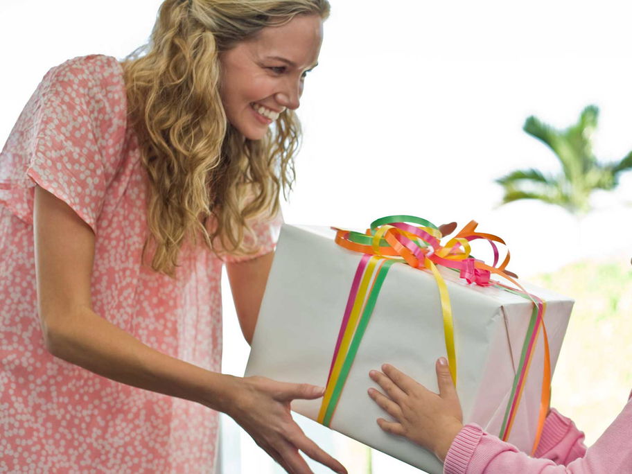 Als Dankeschön möchte man der Erzieherin gerne ein Abschiedsgeschenk überreichen – doch was?
