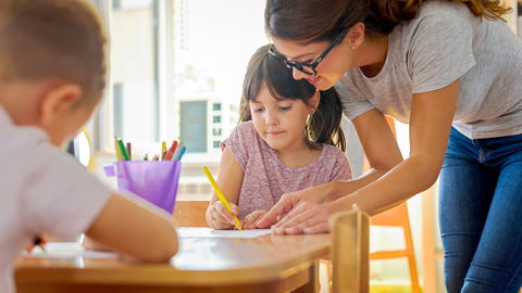 Schreiben lernen im Kindergarten: zu früh oder genau richtig? 