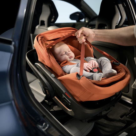 Maxi-Cosi Coral Slide Pro mit FamilyFix Slide Pro Basisstation zu gewinnen!