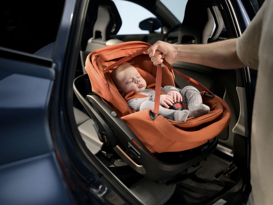 Maxi-Cosi Coral Slide Pro mit FamilyFix Slide Pro Basisstation zu gewinnen!