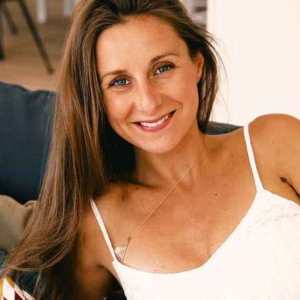 Laura Malina Seiler: "Wenn ich meditiere, strampelt mein Baby im Bauch"