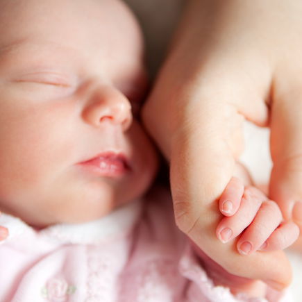Die besten SMS-Sprüche zur Geburt: Unser Baby ist da!