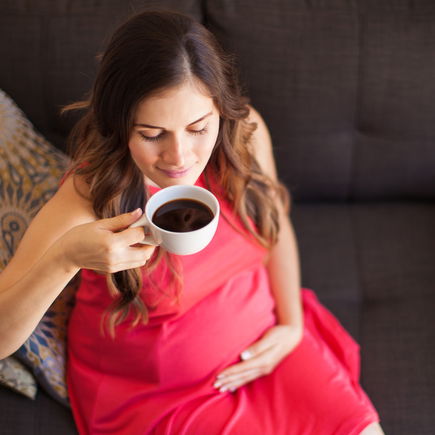 Wie viel Kaffee ist in Schwangerschaft und beim Stillen in Ordnung?