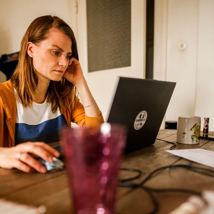 Sich selbstständig machen in der Elternzeit: Erfahrungen einer Mama