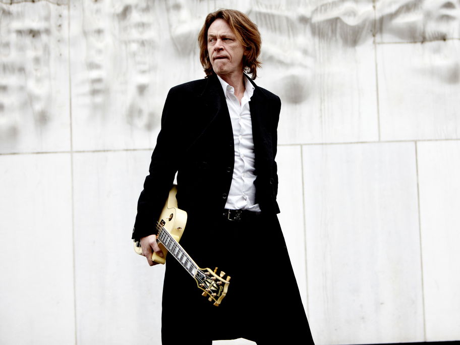 Dominic Miller, Gitarist von Sting, hat sechs Kinder.